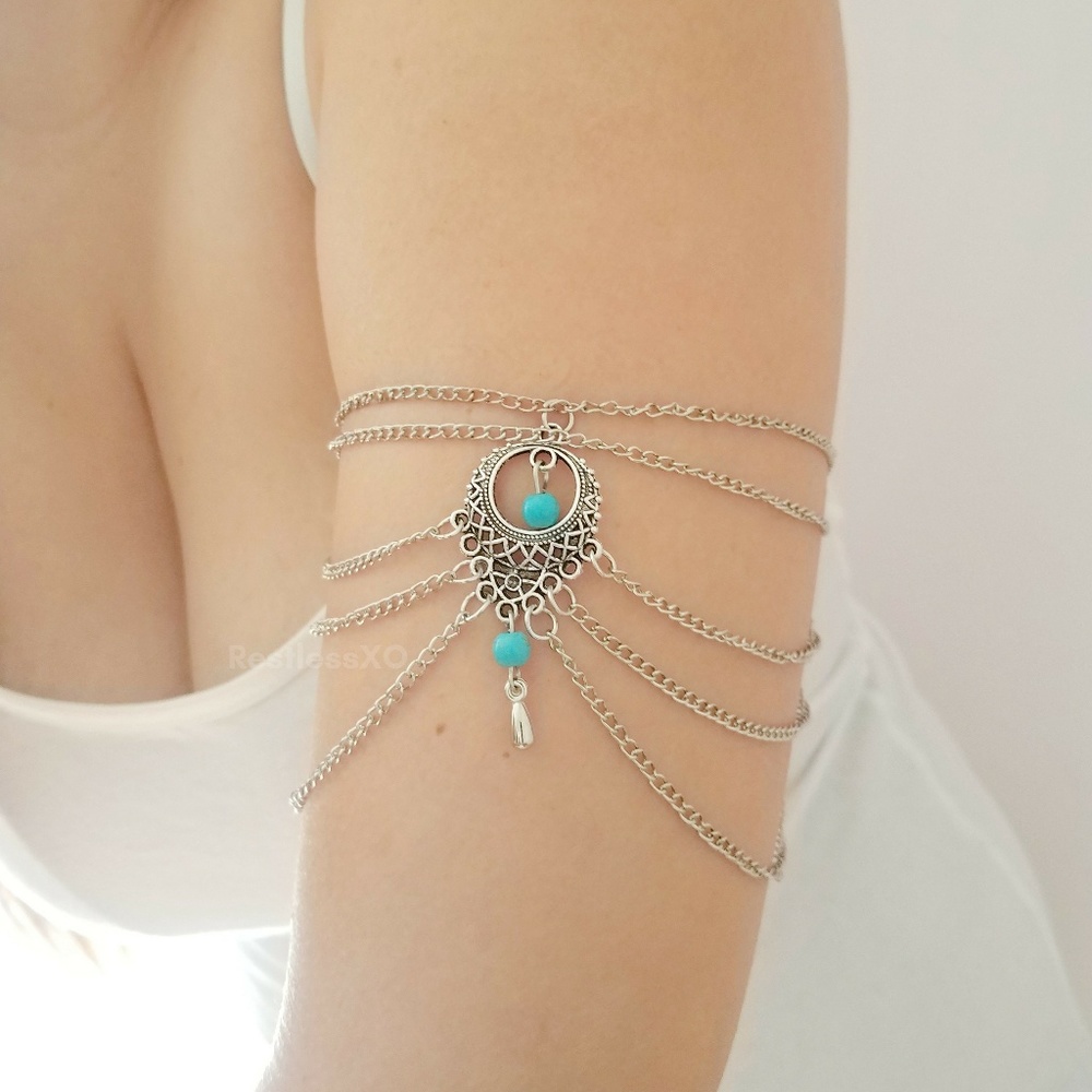 Arm Chain